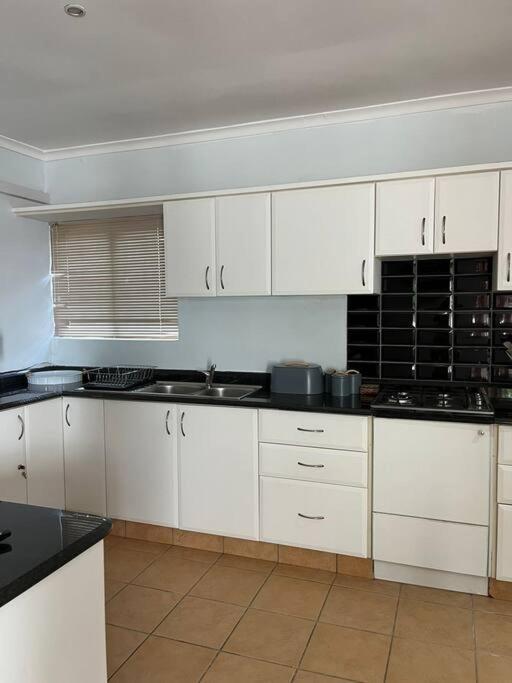 Kwezi On Tibia Holiday home Durban