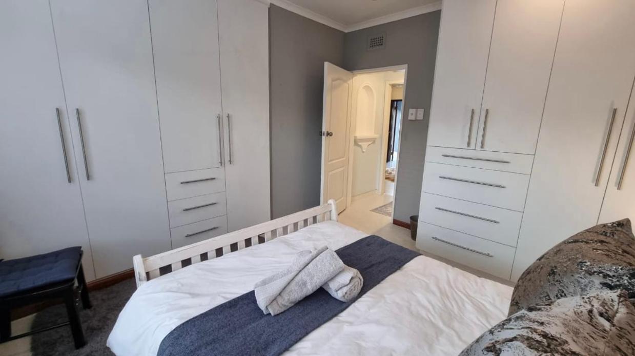 Holiday home Kwezi On Tibia Durban